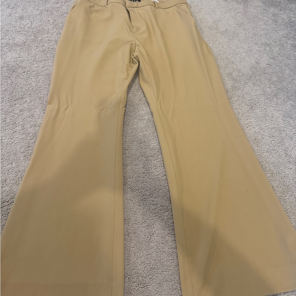 Women’s Tan Pants